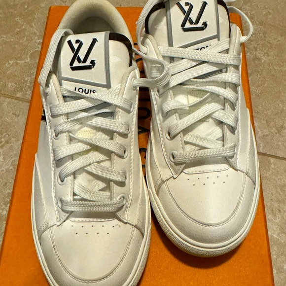 Louis Vuitton Charlie sneaker - Picture 2 of 8